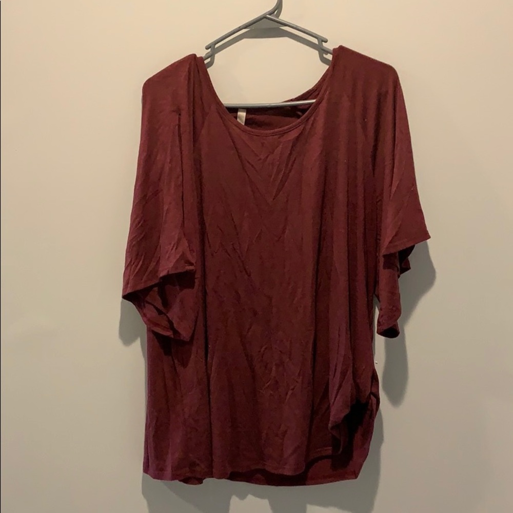 Maroon t-shirt